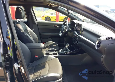 2022 Kia Forte Gt-Line z USA, uszkodzony, nr VIN 3KPF54ADXNE505000